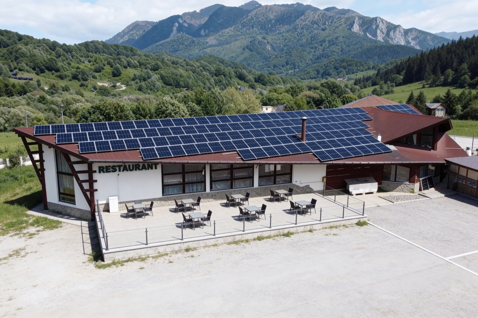 Restaurant montan cu panouri solare